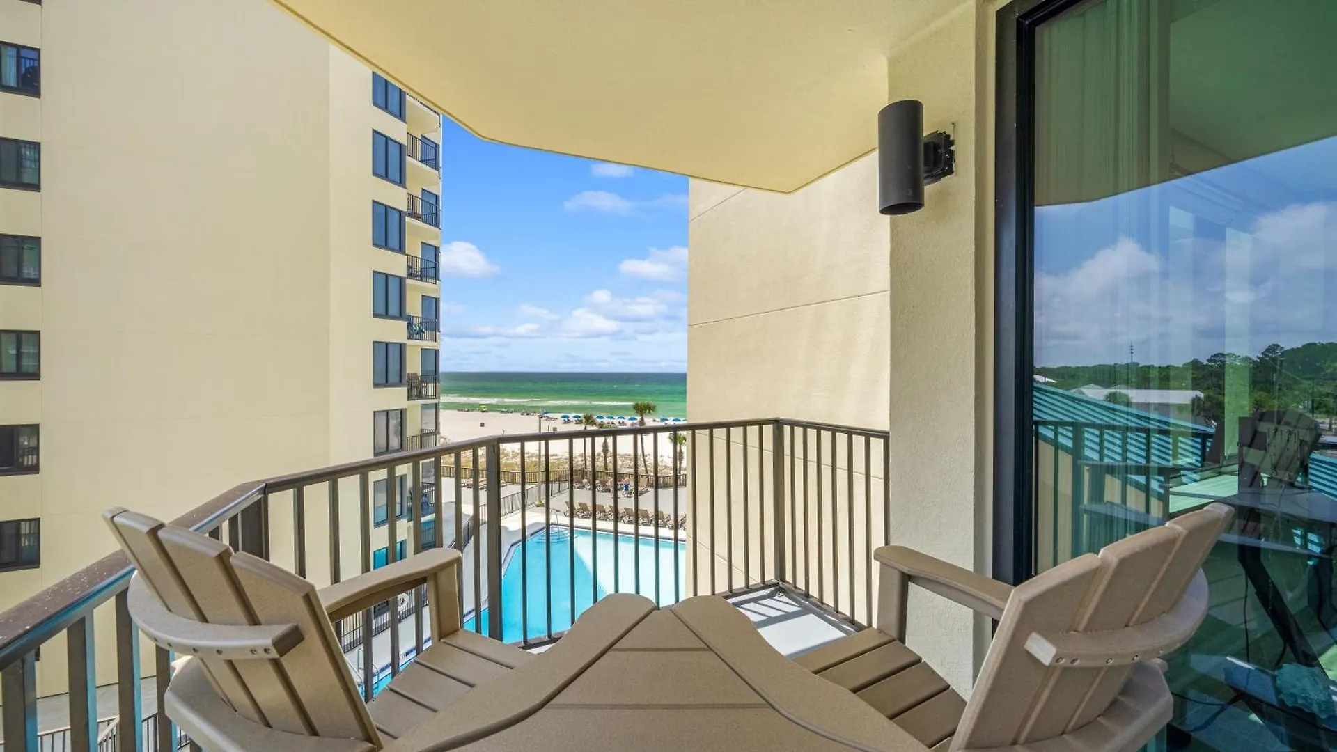 Newly Completely Renovated Beach Condo At Sunbird Resort! Free Beach Chair And Umbrella Service! By Dolce Vita Getaways! Панама-Сити