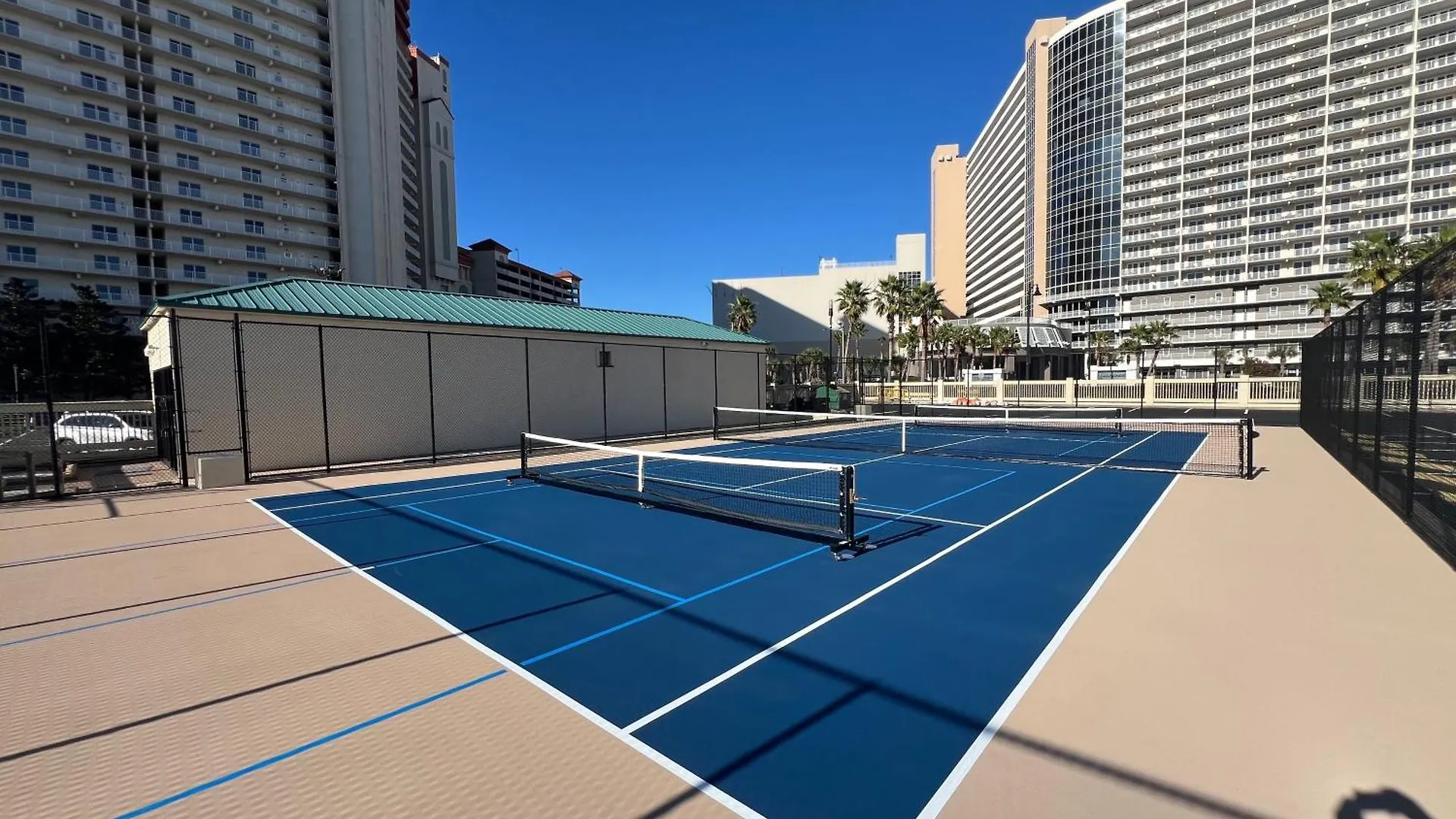 Newly Completely Renovated Beach Condo At Sunbird Resort! Free Beach Chair And Umbrella Service! By Dolce Vita Getaways! Panama City Beach États-Unis